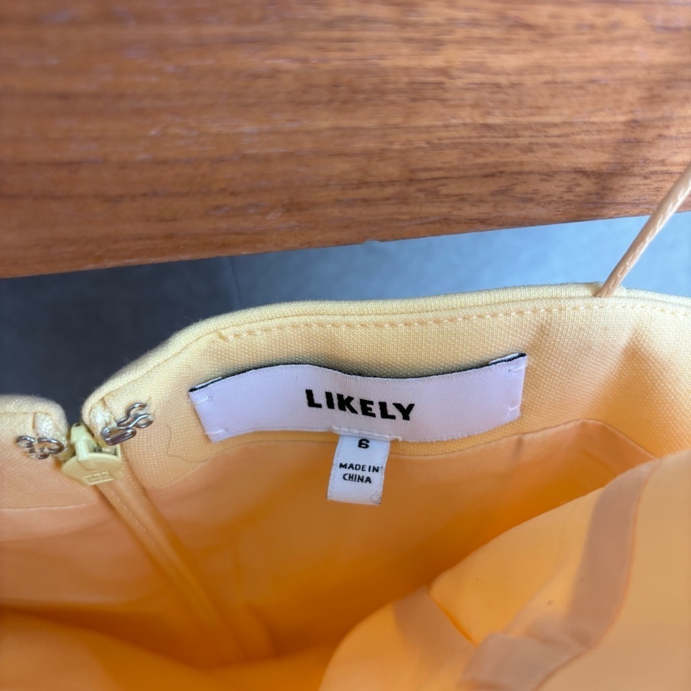 Likely Carter Mini Dress, Size 6 - Picture 6 of 10